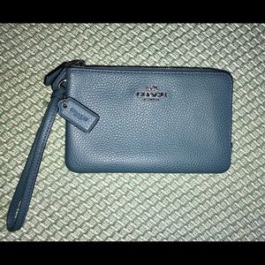 Coach Handle AttachedLeather Large Double Wristlet
